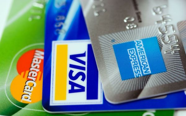 verschiedene kreditkarten - logos